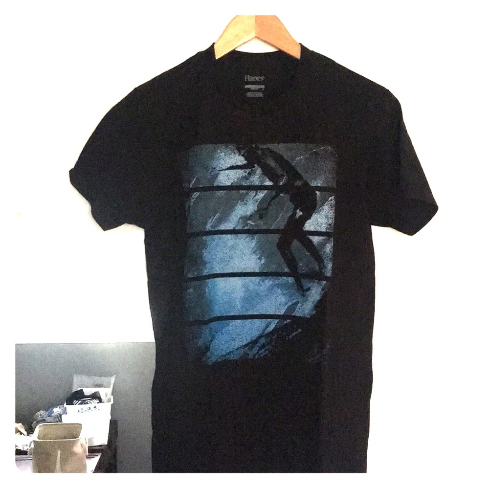 Graphic Surfer Tee